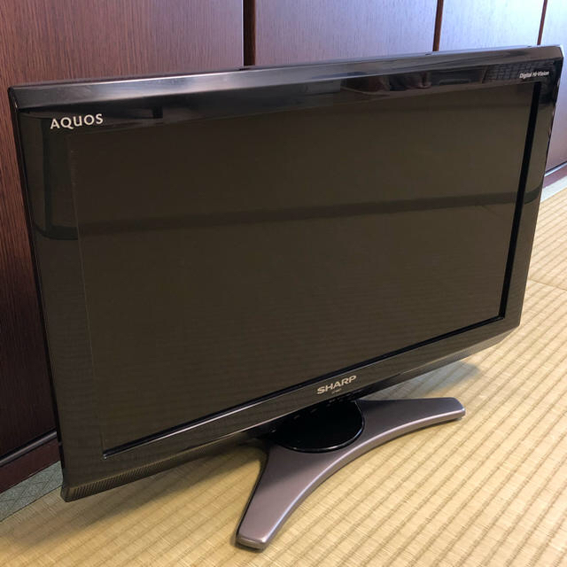 AQUOS(アクオス)のSHARP AQUOS LC-20E7 スマホ/家電/カメラのテレビ/映像機器(テレビ)の商品写真