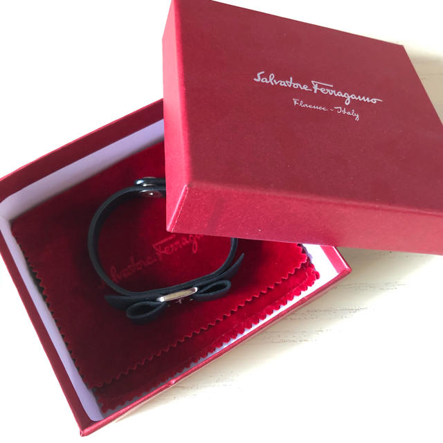 Salvatore Ferragamo(サルヴァトーレフェラガモ)の美品♡フェラガモ♡ブレスレット レディースのアクセサリー(ブレスレット/バングル)の商品写真