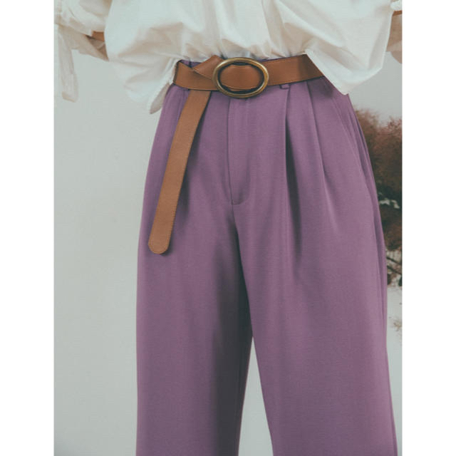 CLANE basic tuck pants ベーシックタックパンツ パープル レディースのパンツ(カジュアルパンツ)の商品写真