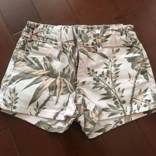 ギャップ(GAP)のGAP 5T ショートパンツ　ボタニカル柄　used(パンツ/スパッツ)