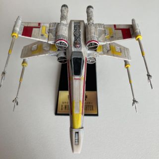 バンダイ(BANDAI)のSTARWARS  Xウィング　レッド中隊隊長機　ビーグル　完成品(模型/プラモデル)