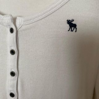 アバクロンビーアンドフィッチ(Abercrombie&Fitch)のアバクロ　(Tシャツ(長袖/七分))