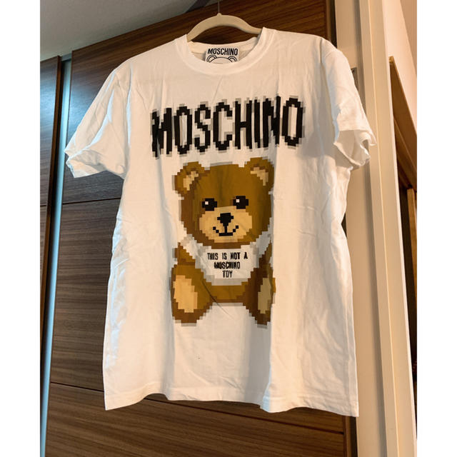 モスキーノ　Tシャツ