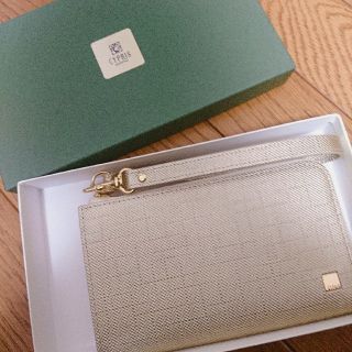 【新品】キプリス　ハニーセルモバイルウォレット　ポン