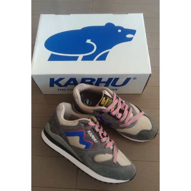 KARHU(カルフ)の☆にこ様専用　新品未使用品！KARHU　カルフスニーカー　限定色！ レディースの靴/シューズ(スニーカー)の商品写真