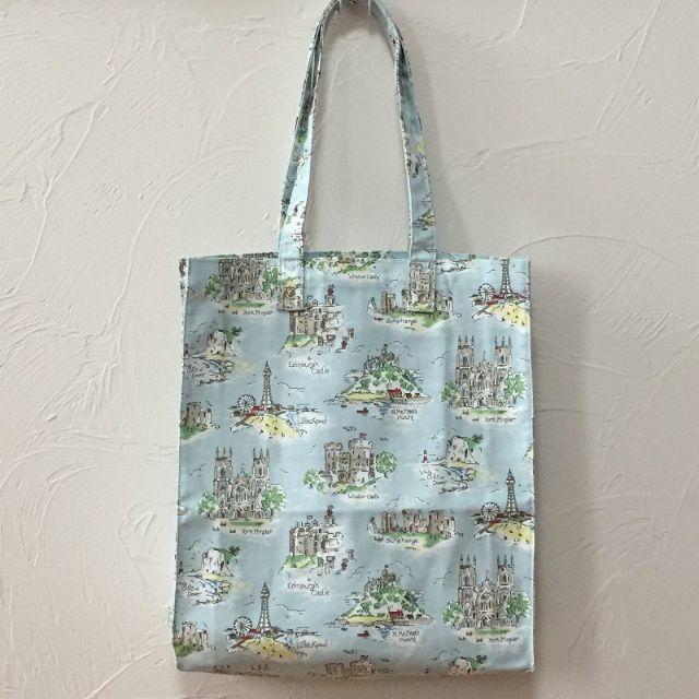 Cath Kidston(キャスキッドソン)の新品 キャスキッドソン コットンブックバッグ ブリタニヤブルー レディースのバッグ(トートバッグ)の商品写真