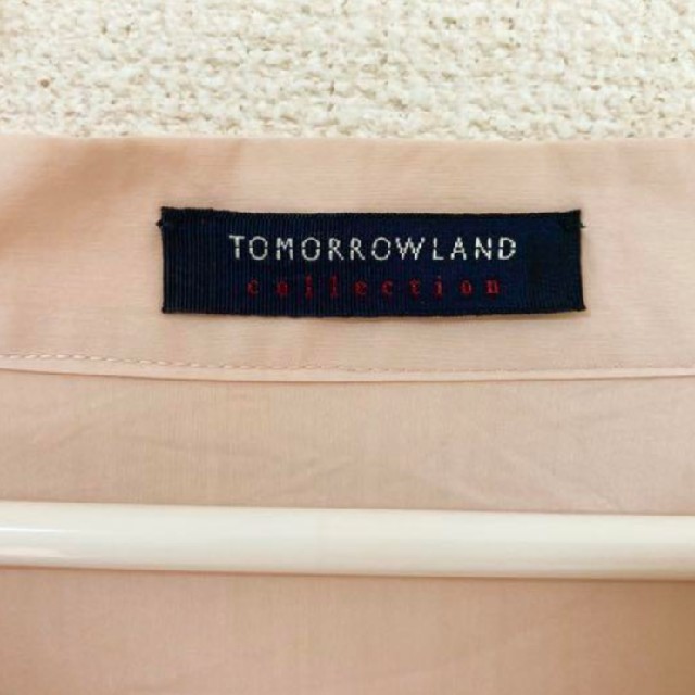 TOMORROWLAND(トゥモローランド)のTomorrowland Collection ワンピース ピンクベージュ 38 レディースのワンピース(ひざ丈ワンピース)の商品写真