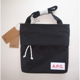 アーペーセー(A.P.C)のAPC Protection メッセンジャーバッグ ショルダー サコッシュ(ウエストポーチ)