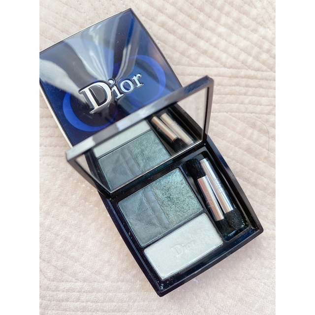 Dior(ディオール)のディオール　アイシャドウ コスメ/美容のベースメイク/化粧品(アイシャドウ)の商品写真