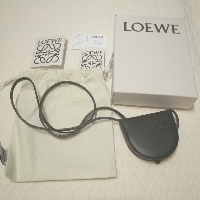 LOEWE　ヒール　ミニレザーポーチ　ブラック