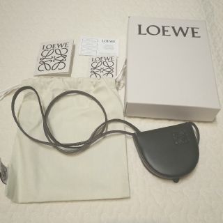 ロエベ(LOEWE)のLOEWE　ヒール　ミニレザーポーチ　ブラック(ポーチ)