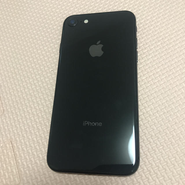 iPhone8 64gb au