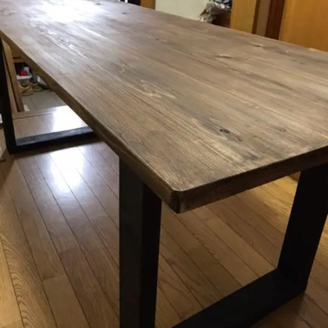 大特価 Ｗ180サイズ 無垢材を使ったダイニングテーブル