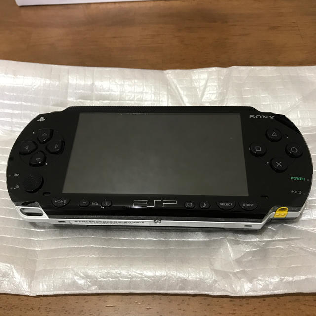 PlayStation Portable(プレイステーションポータブル)のSONY PlayStationPortable PSP-1000K エンタメ/ホビーのゲームソフト/ゲーム機本体(携帯用ゲーム機本体)の商品写真