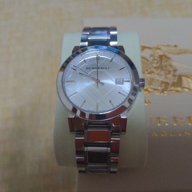 バーバリー　腕時計　BU9000