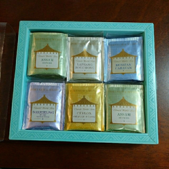 【シュリンク0306様専用】FORTNUM&MASON  ティーバッグセット 食品/飲料/酒の飲料(茶)の商品写真