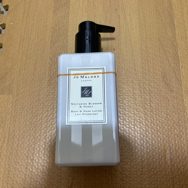 Jo Malone(ジョーマローン)の値下げ⭐︎ジョーマローン⭐︎ボディミルク コスメ/美容のボディケア(ボディローション/ミルク)の商品写真