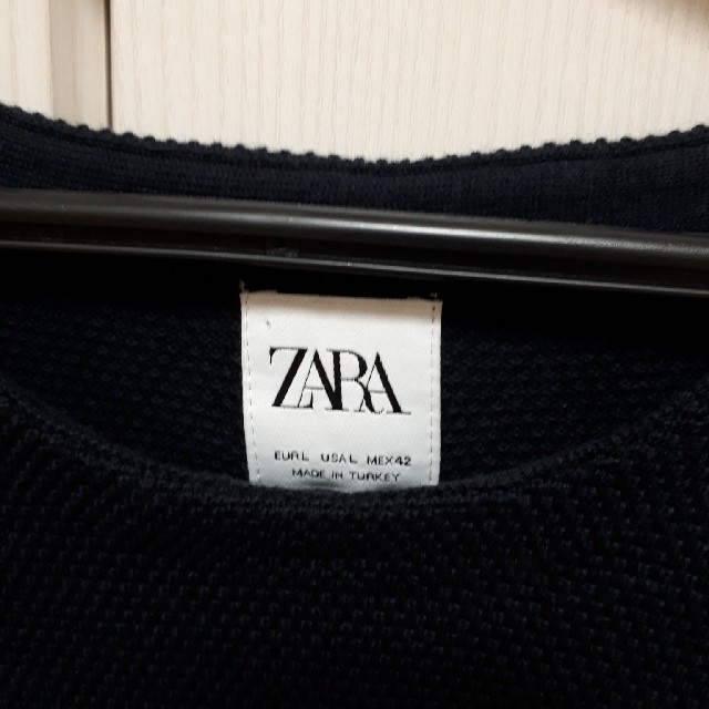 ZARA(ザラ)のZARAのワッフルクルーネック半袖カットソー Lサイズ メンズのトップス(Tシャツ/カットソー(半袖/袖なし))の商品写真