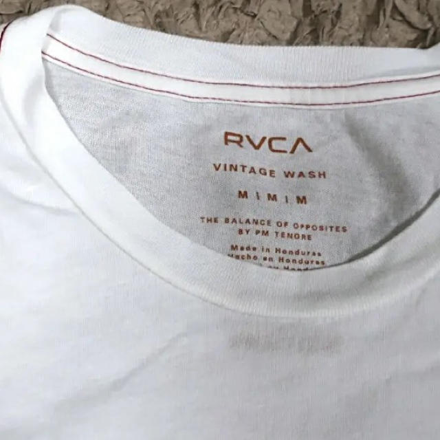 RVCA(ルーカ)のルーカ　RVCA  Tシャツ メンズのトップス(Tシャツ/カットソー(半袖/袖なし))の商品写真