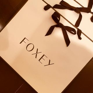 フォクシー(FOXEY)の極美品⭐︎FOXEY⭐︎ショッパー⭐︎貴重な大サイズ3枚組(ノベルティグッズ)