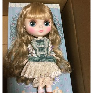 Blythe　ネオブライス　クリアリィクレア　未開封品