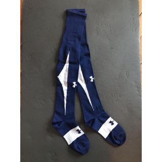 アンダーアーマー(UNDER ARMOUR)の☆れんはや様専用　アンダーアーマー サッカーソックス    Navy(その他)