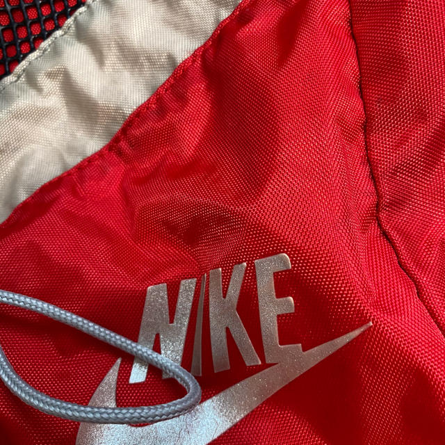 NIKE(ナイキ)のナイキ水着入れ・男児・巾着型 キッズ/ベビー/マタニティのこども用バッグ(体操着入れ)の商品写真