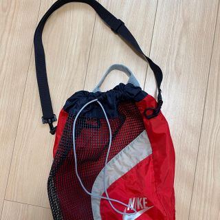 ナイキ(NIKE)のナイキ水着入れ・男児・巾着型(体操着入れ)