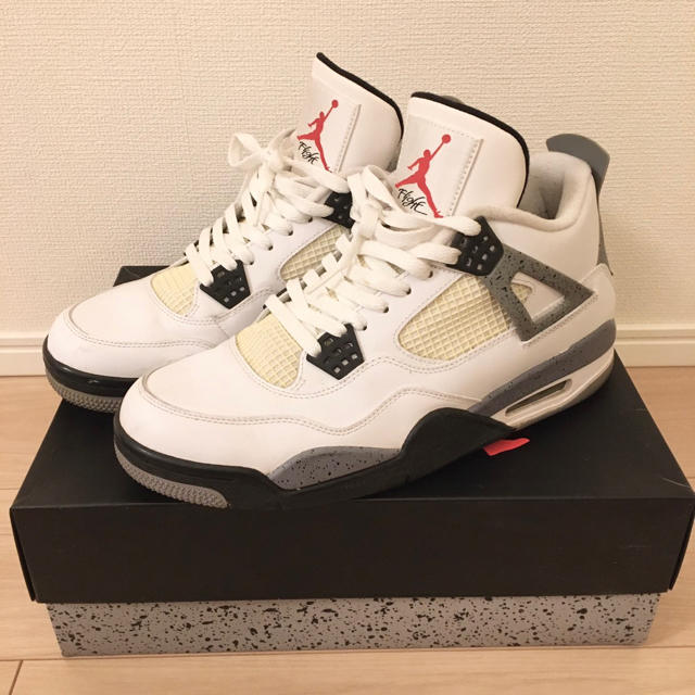 NIKE(ナイキ)のNIKE AIR Jordan 4 cement メンズの靴/シューズ(スニーカー)の商品写真