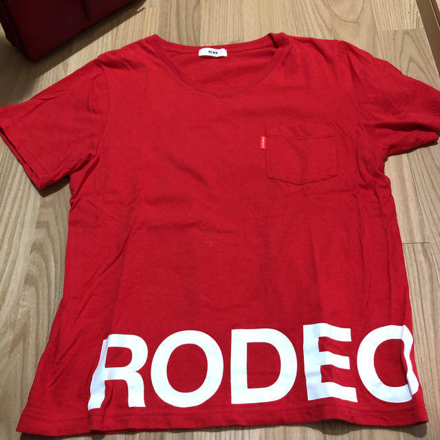 RODEO CROWNS(ロデオクラウンズ)の未使用 シャツ レディースのトップス(Tシャツ(半袖/袖なし))の商品写真