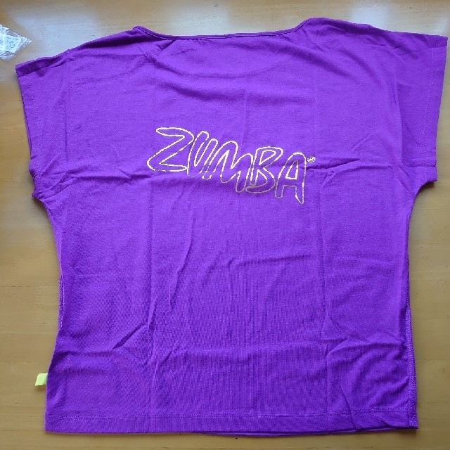 Zumba(ズンバ)のズンバウェアTシャツXSサイズ新品 レディースのトップス(Tシャツ(半袖/袖なし))の商品写真