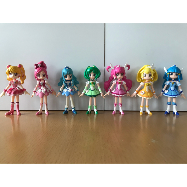 プリキュア　キュアドールフィギュア　スマイルハートキャッチドキドキハピネス他 エンタメ/ホビーのおもちゃ/ぬいぐるみ(キャラクターグッズ)の商品写真