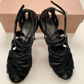 ジャンヴィットロッシ(Gianvito Rossi)のジャンビトロッシ　サンダル(サンダル)