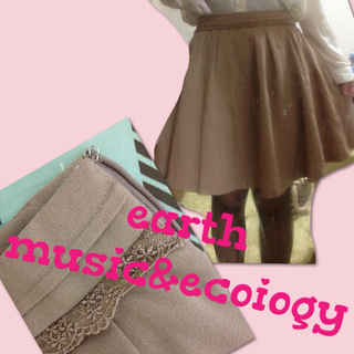 アースミュージックアンドエコロジー(earth music & ecology)のearthスカート(ひざ丈スカート)