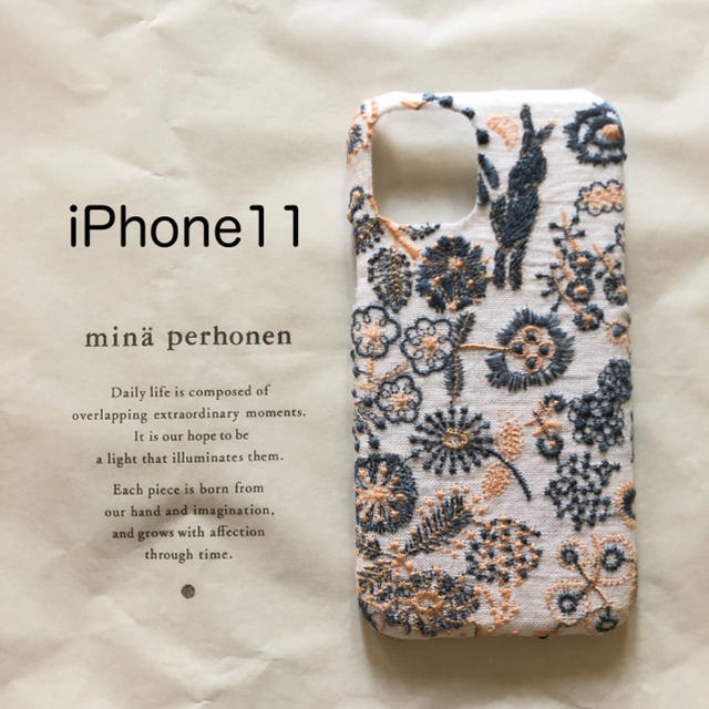 mina perhonen(ミナペルホネン)のミナペルホネン セレブレイトiPhone11ケース スマホ/家電/カメラのスマホアクセサリー(iPhoneケース)の商品写真
