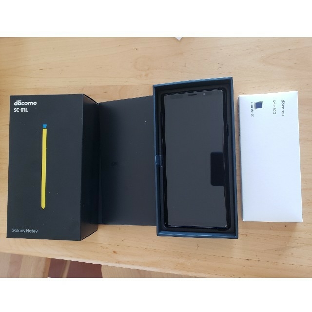 SAMSUNG(サムスン)のGALAXY Note9（SC-01L）新品 オーシャンブルー SIMフリー スマホ/家電/カメラのスマートフォン/携帯電話(スマートフォン本体)の商品写真