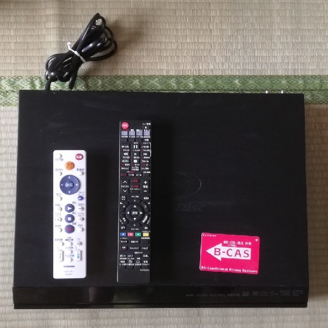 東芝HDD　ブルーレイディスクレコーダー　DBR-Z160