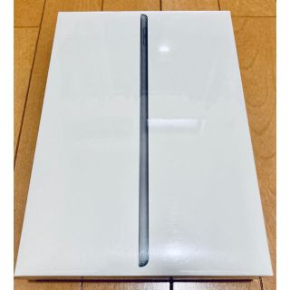 アップル(Apple)の新品　Apple iPad 第7世代　wi-fiモデル　スペースグレイ32G(タブレット)