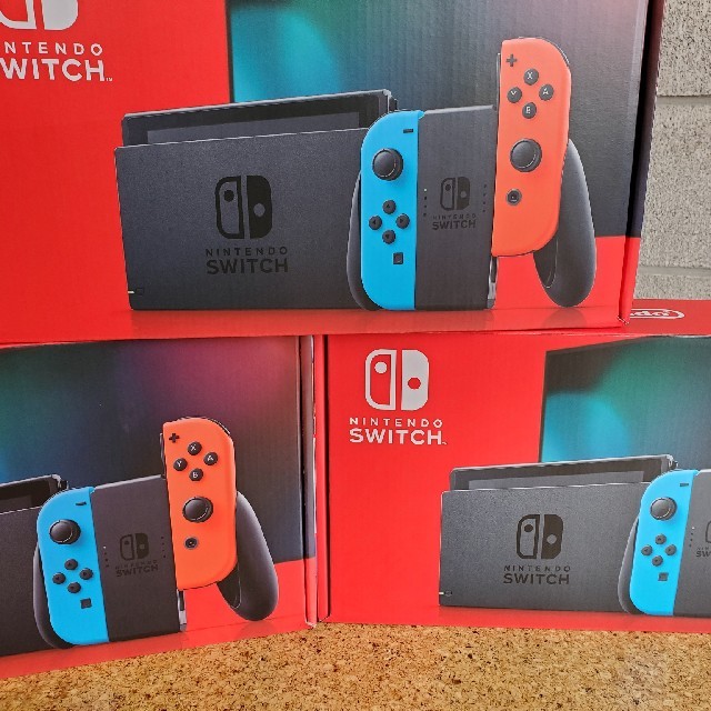 Nintendo Switch Joy-Con(L)ネオンレッド/(R)３セット