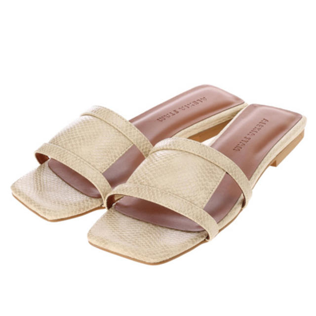 26までお値下げ★Flat Square Toe Sandals