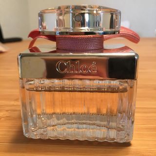 クロエ(Chloe)のローズ　ド　クロエ　オードトワレ　ROSE DE CHLOE 50ml(香水(女性用))