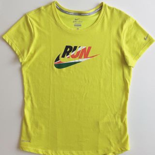 ナイキ(NIKE)のNIKE Ｔシャツ Mサイズ レディース(Tシャツ(半袖/袖なし))