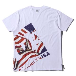 ディーシーシュー(DC SHOE)の【新品未使用】DCSHOE 半袖 Tシャツ ビッグロゴ ホワイト USA 星条旗(Tシャツ/カットソー(半袖/袖なし))