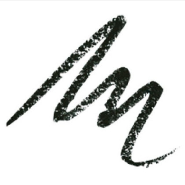 AVON(エイボン)の繰り出し式アイライナー黒ブラック３本セット コスメ/美容のベースメイク/化粧品(アイライナー)の商品写真