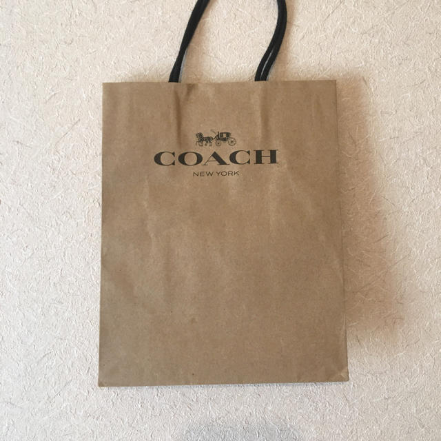 COACH(コーチ)のコーチ　ショップ袋　ショ袋　紙袋　プレゼント　ラッピング レディースのバッグ(ショップ袋)の商品写真