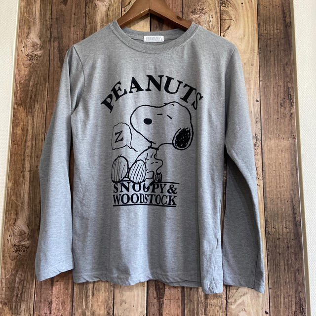 SNOOPY(スヌーピー)のスヌーピー　SNOOPY 霜降りグレー　Tシャツ　S  レディースのトップス(Tシャツ(長袖/七分))の商品写真