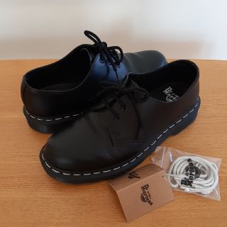 Dr. Martens ドクターマーチン 3ホール 1461 UK7 白紐付属