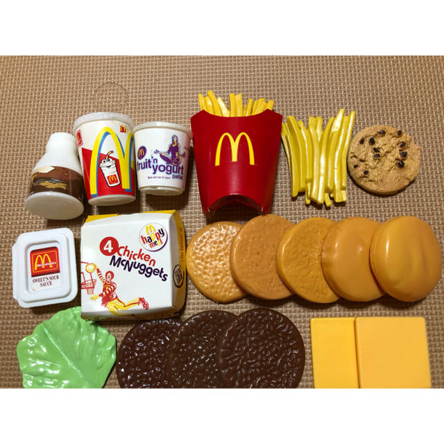 マクドナルド - マクドナルドおままごと 最終価格の通販 by マクドナルド - マクドナルドおままごと 最終価格の通販 by