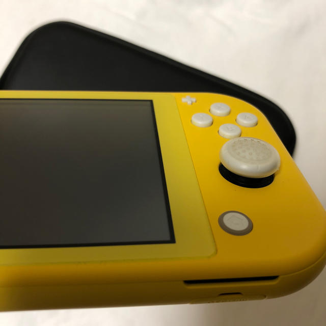 超美品!Nintendo Switch lite イエロー 超美品!Nintendo Switch lite イエロー