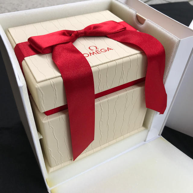 OMEGA - オメガ腕時計化粧箱の通販 by shinsainiwach's shop OMEGA - オメガ腕時計化粧箱の通販 by shinsainiwach's shop